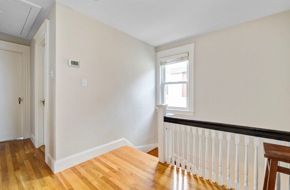 81 Mayall Rd, Waltham MA  02453-8266 exterior