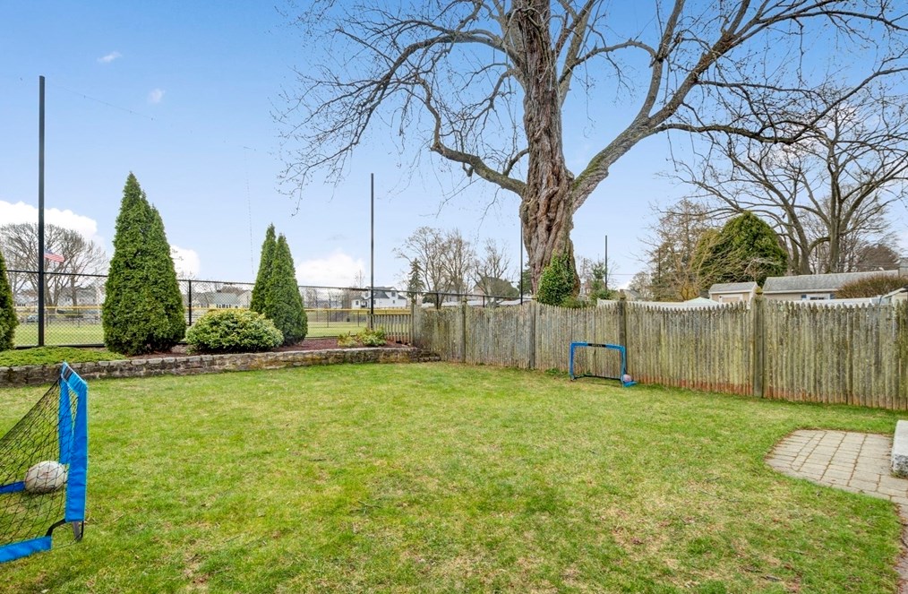 81 Mayall Rd, Waltham MA  02453-8266 exterior