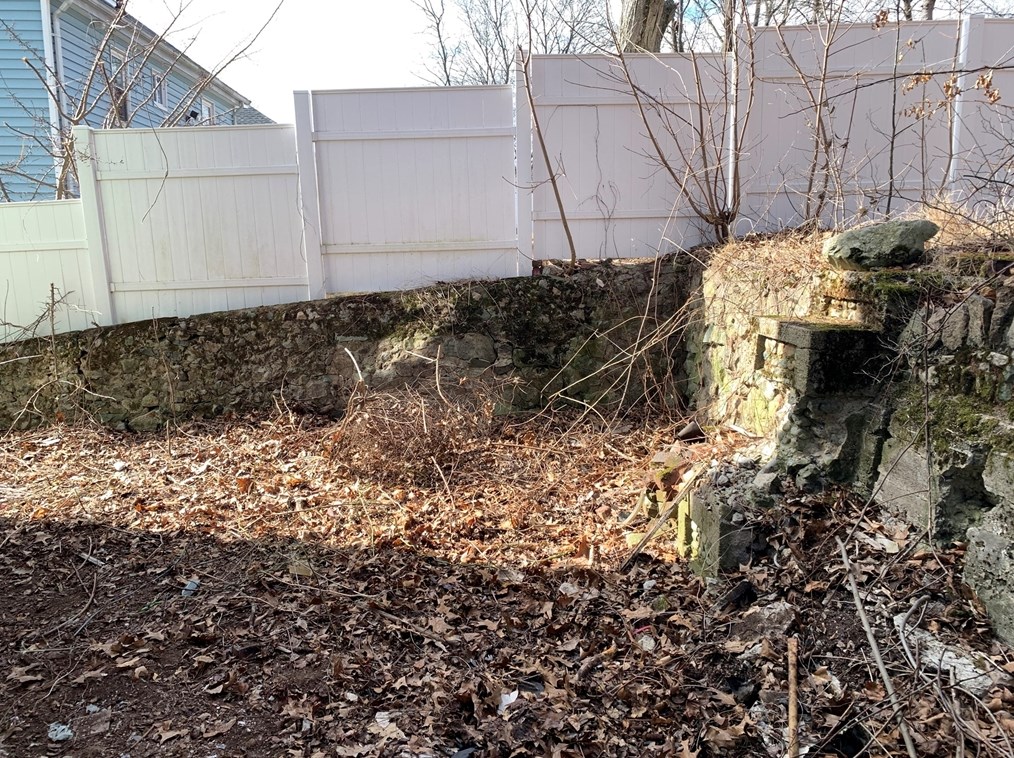 307 Colburn St, Dedham MA 02026-2331 exterior