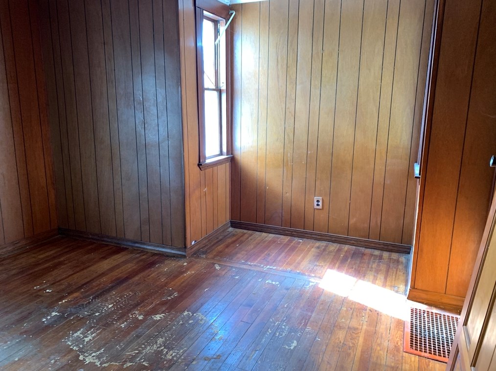 307 Colburn St, Dedham MA 02026-2331 exterior