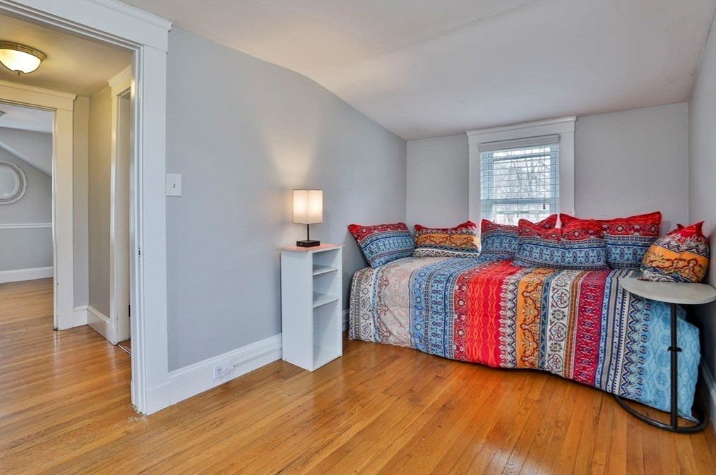 26 Bella Vista Ave, Mansfield MA  02048-1307 exterior