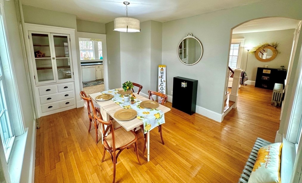 26 Bella Vista Ave, Mansfield MA  02048-1307 exterior