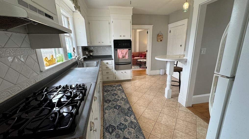 26 Bella Vista Ave, Mansfield MA  02048-1307 exterior