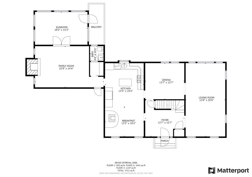 7 Camelot Dr, Hingham MA  02043-4861 exterior