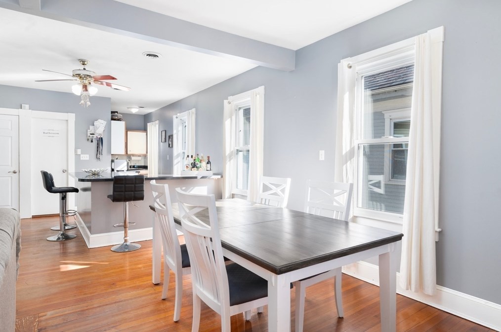 293 Earle St, New Bedford MA 02746-1813 exterior