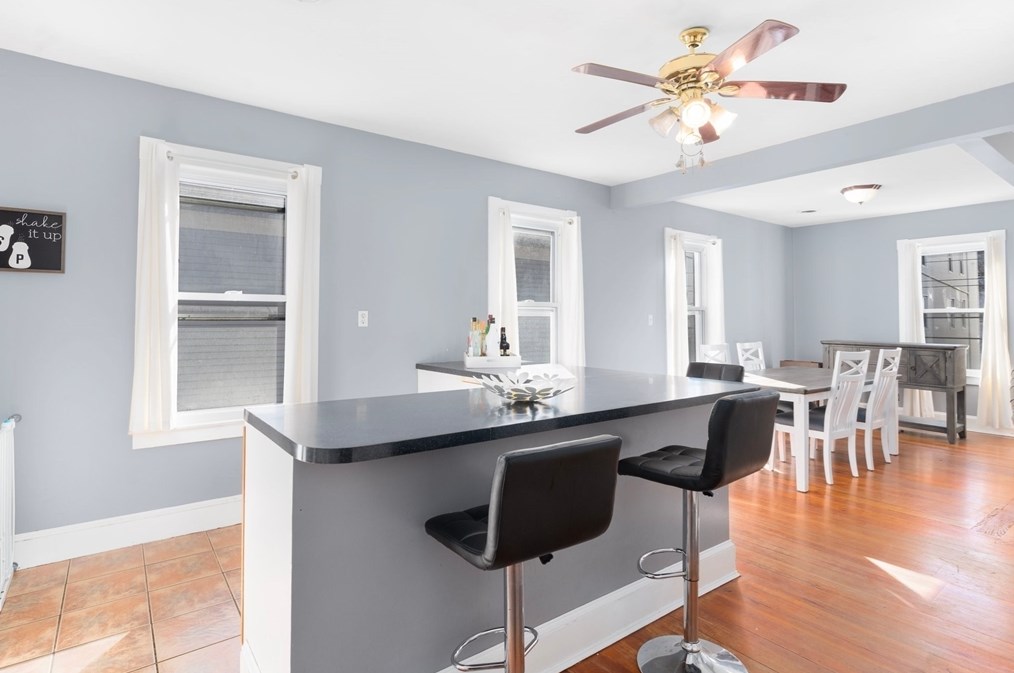 293 Earle St, New Bedford MA 02746-1813 exterior