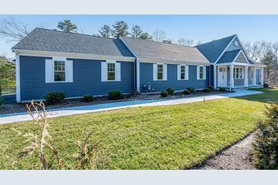 17 Silver Leaf Ln, Mashpee, MA 02649 - Photo 1