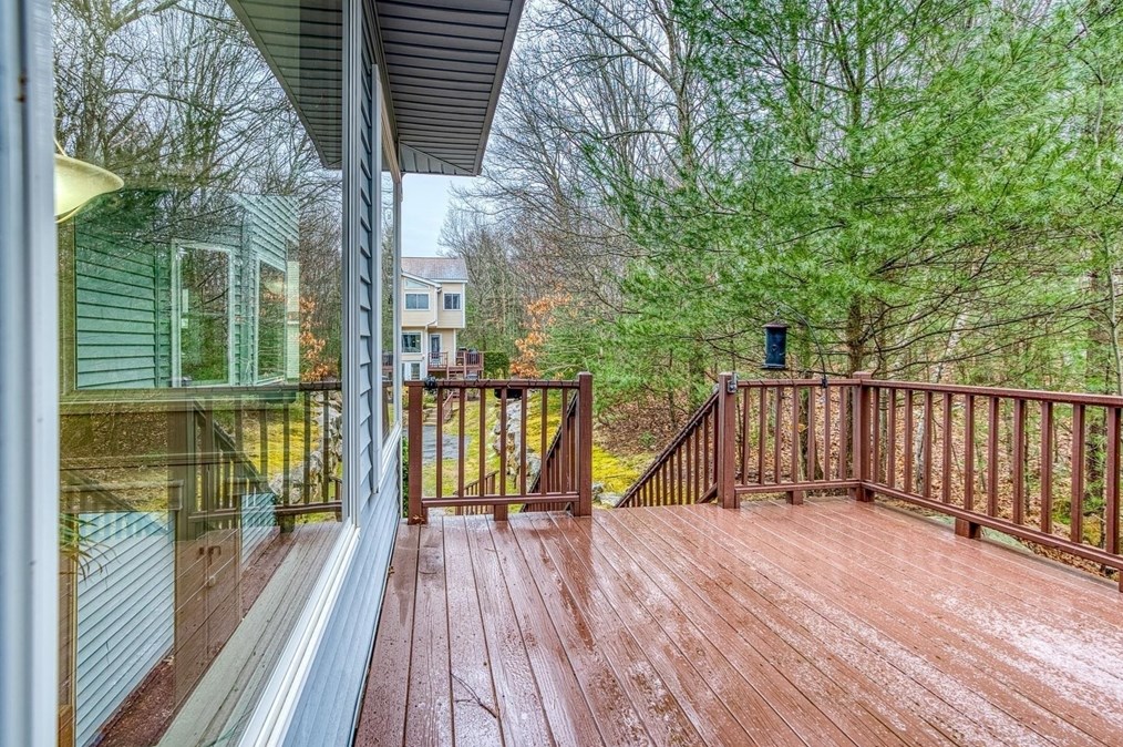 33 America Blvd, Ashland MA  01721-1867 exterior