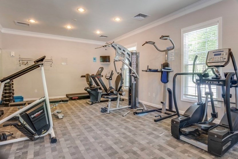 7 Augustus Ct, Reading MA  01867 exterior