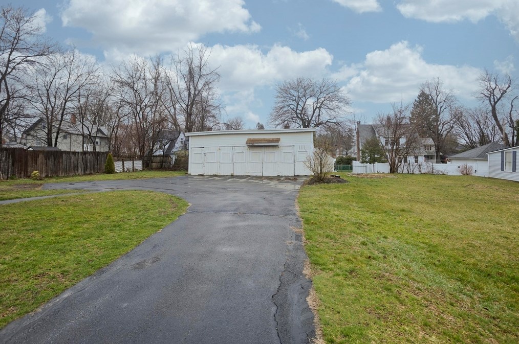 19 Harrison Ave, Montgomery MA  01085-4211 exterior