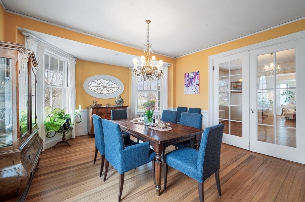 279 Nahant Rd, Nahant MA 01908-1341 exterior