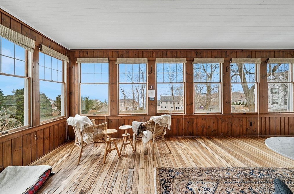 279 Nahant Rd, Nahant MA 01908-1341 exterior