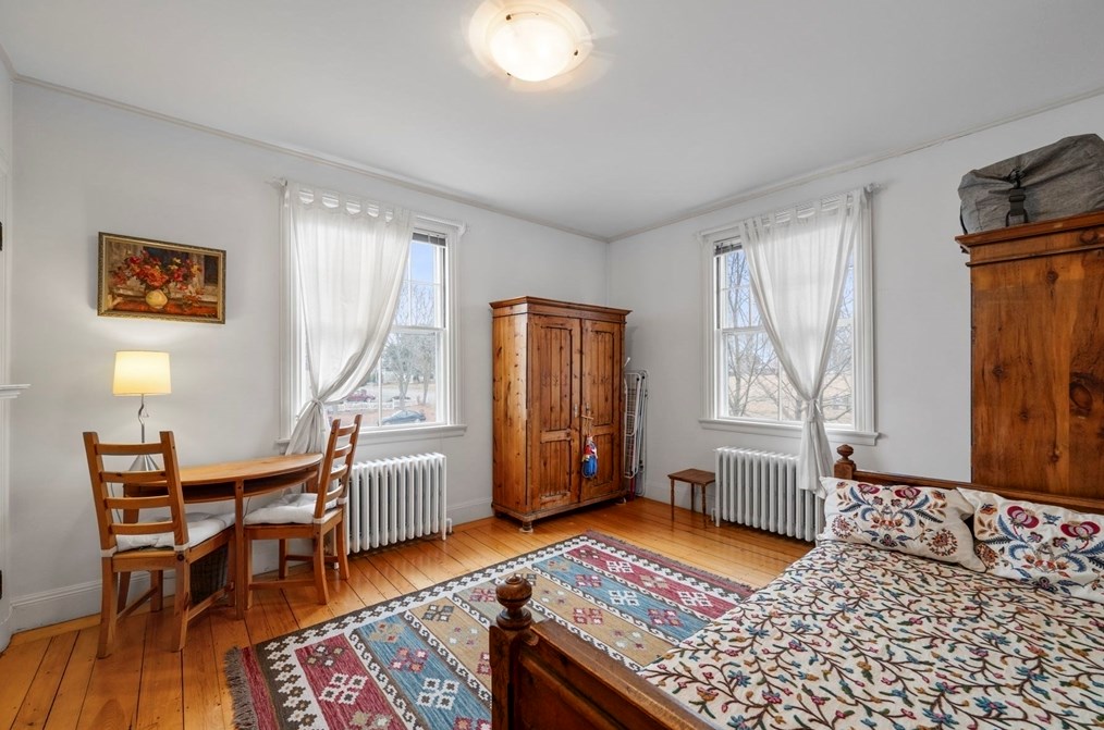 279 Nahant Rd, Nahant MA 01908-1341 exterior