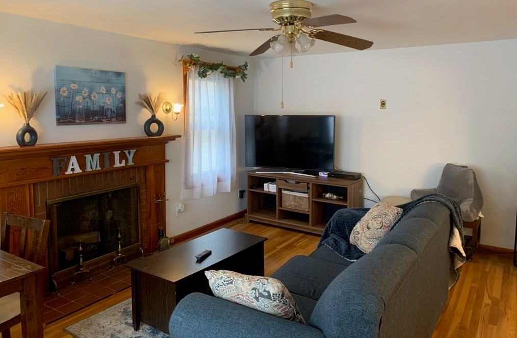 59 Champlain St, Dracut MA  01826-3946 exterior