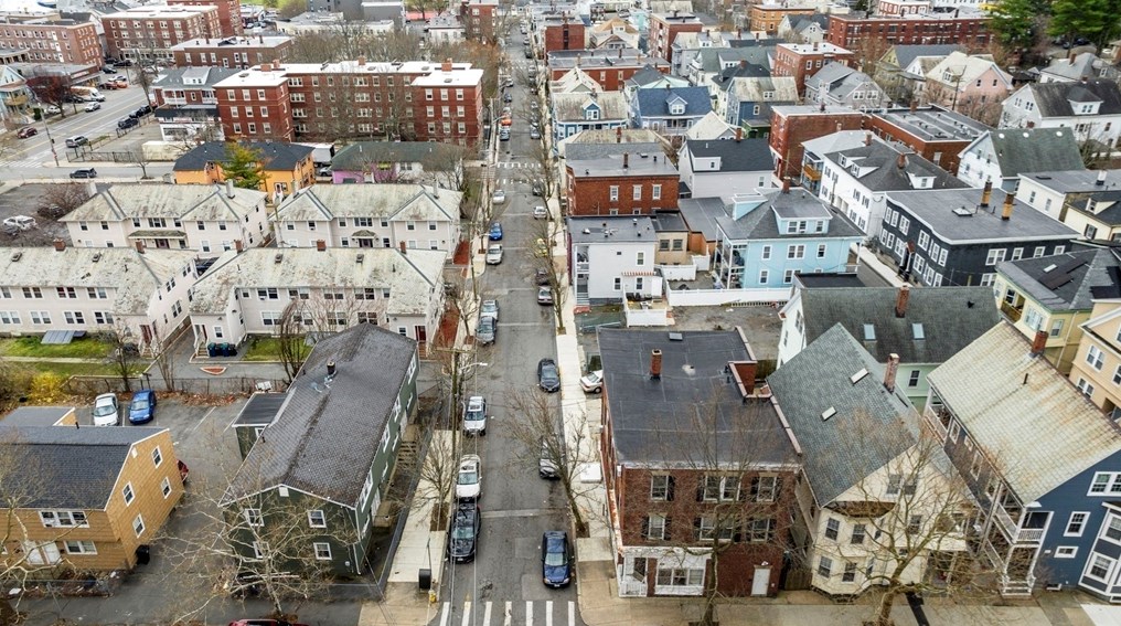 42 Hbr St, Salem MA 01970-5039 exterior