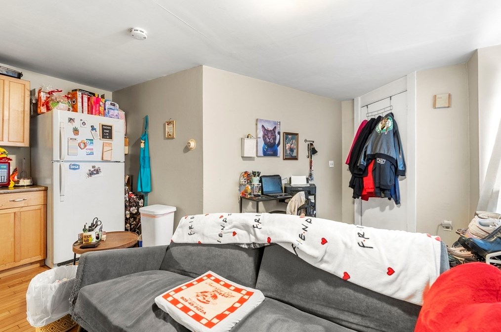 42 Hbr St, Salem MA 01970-5039 exterior