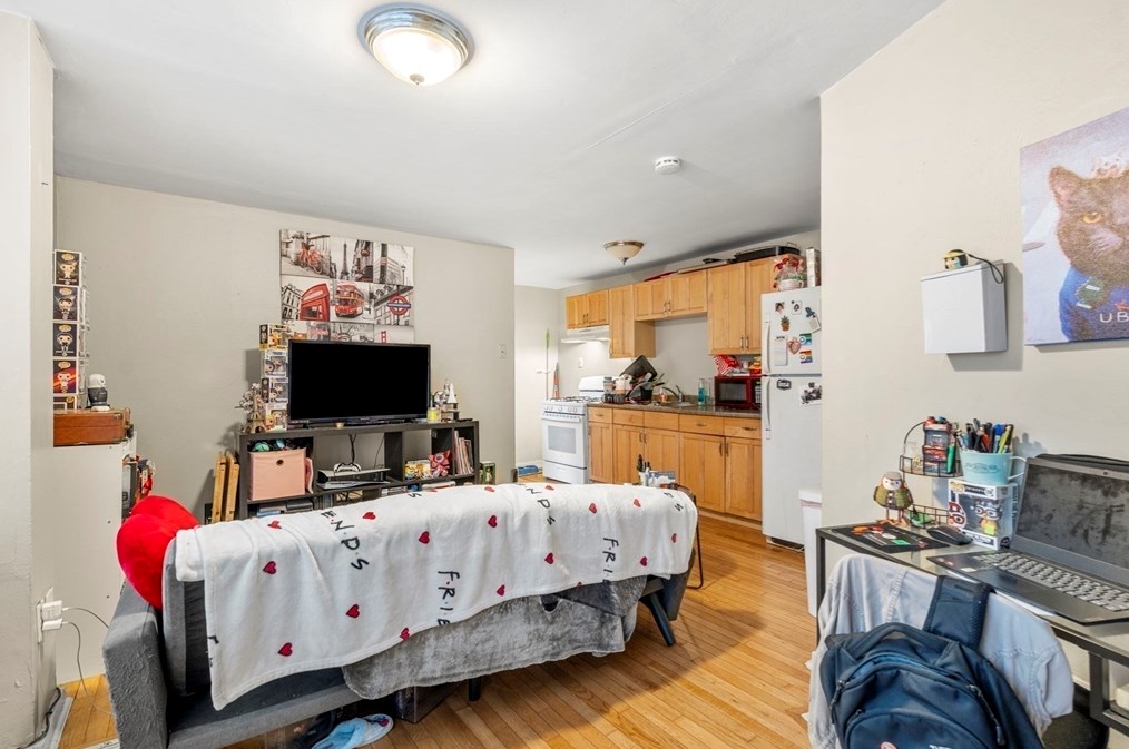 42 Hbr St, Salem MA 01970-5039 exterior