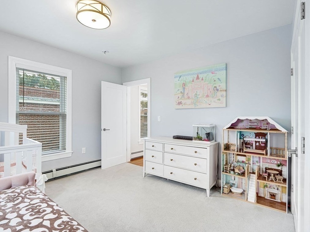 12 Marshall St, Watertown MA 02472-4739 exterior