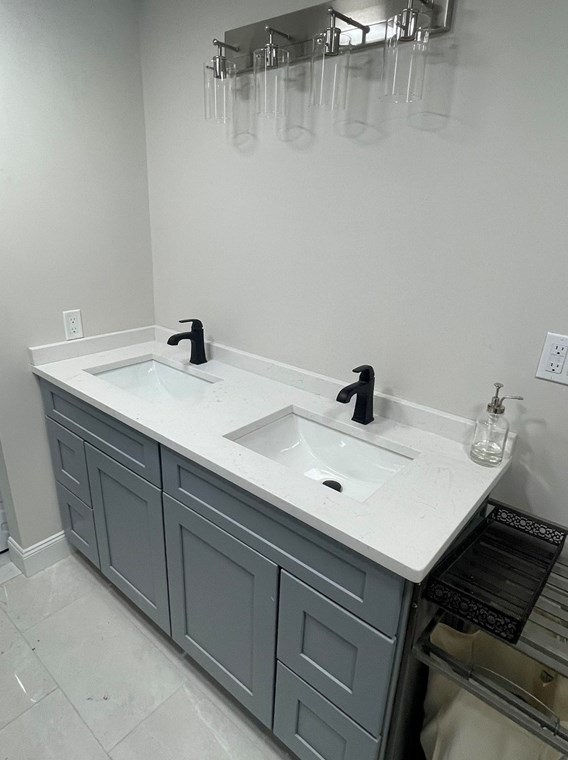 12 Marshall St, Watertown MA 02472-4739 exterior