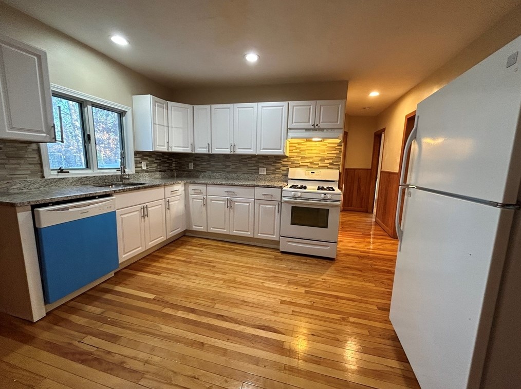 63 Warner Ave, Worcester MA  01604-3153 exterior