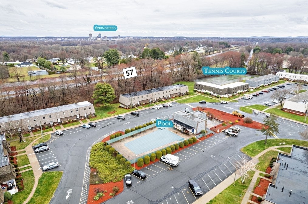 12 Beekman Dr, Agawam MA 01001-2607 exterior