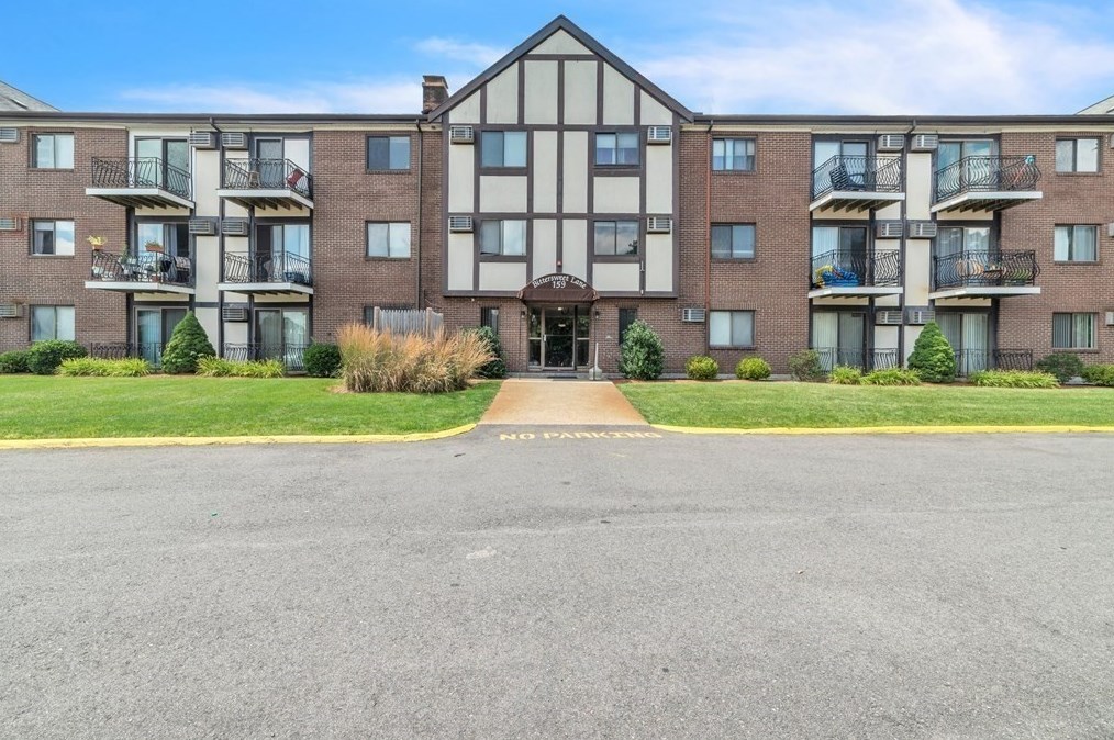 159 Bittersweet Ln, Randolph MA  02368-3964 exterior