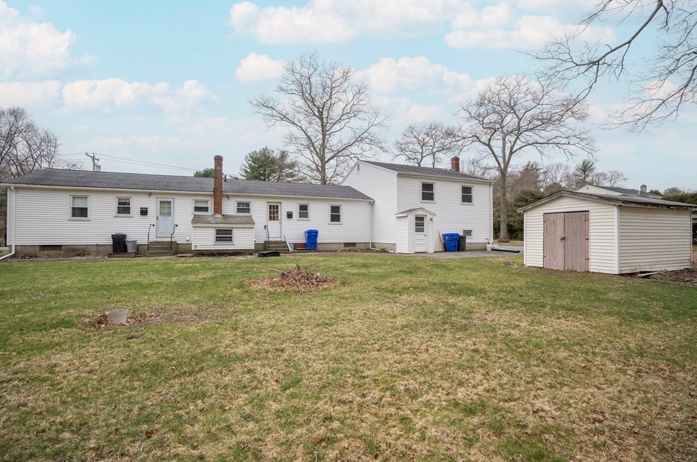 2278 County St, Taunton MA 02780-3509 exterior