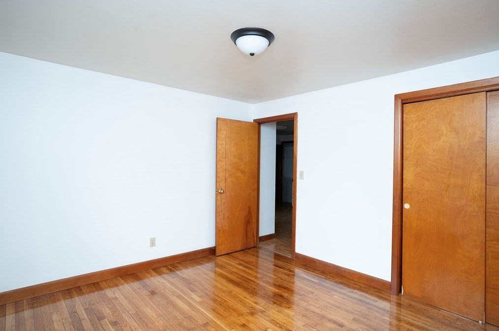 2278 County St, Taunton MA 02780-3509 exterior