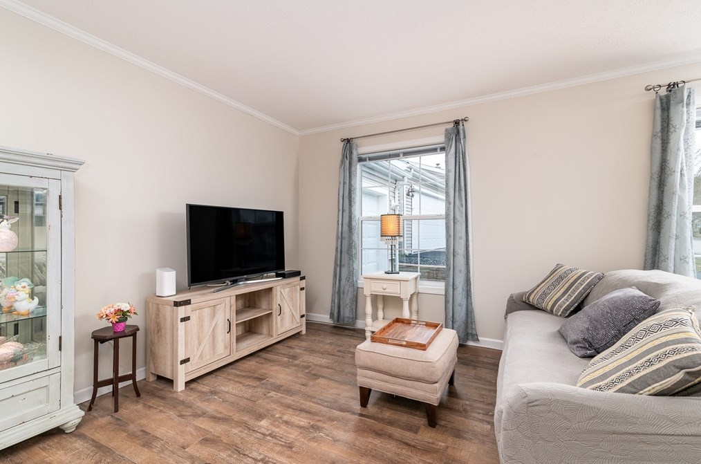 51 Willow Bend Blvd, Plymouth MA  02360-4698 exterior