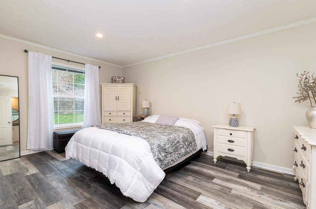 51 Willow Bend Blvd, Plymouth MA  02360-4698 exterior