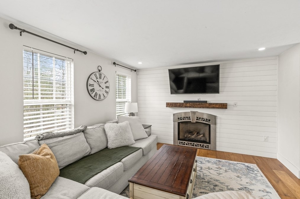 109 Alewife Rd, Plymouth MA  02360-2225 exterior