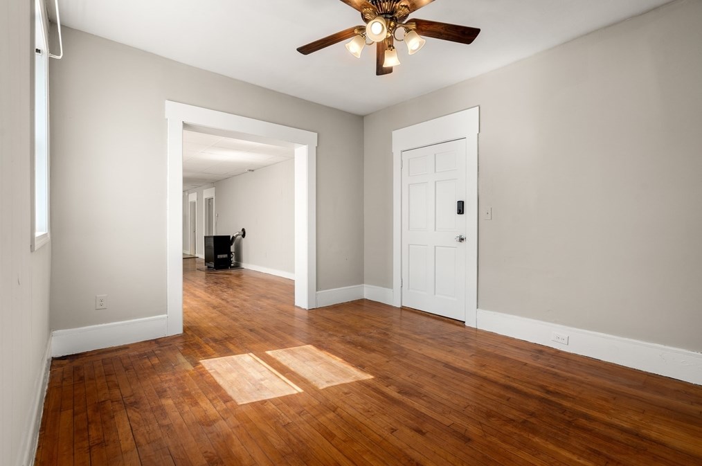 58 Providence St, Worcester MA 01604-4202 exterior