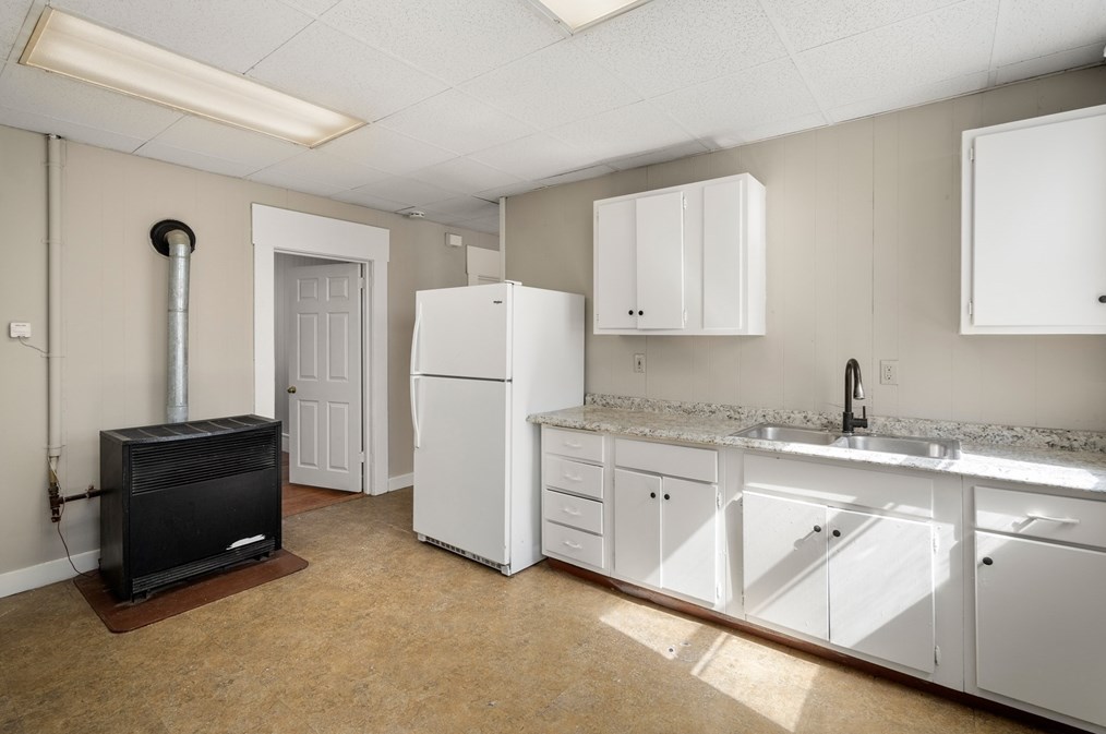 58 Providence St, Worcester MA 01604-4202 exterior