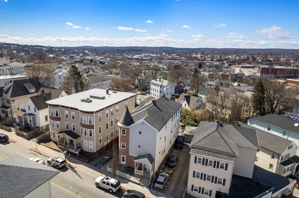 58 Providence St, Worcester MA 01604-4202 exterior