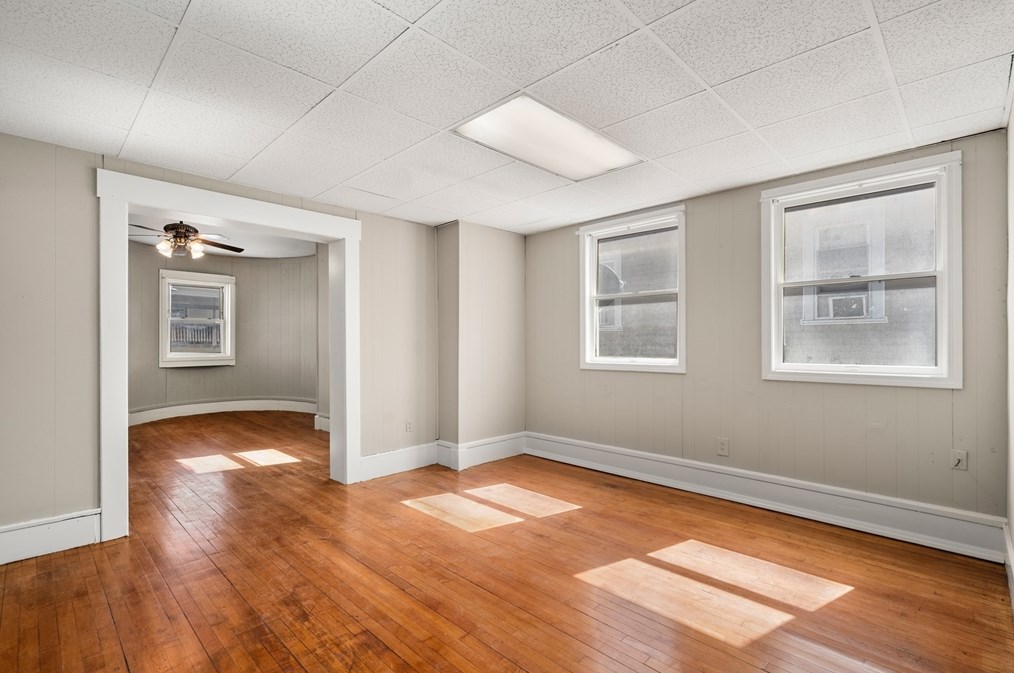 58 Providence St, Worcester MA 01604-4202 exterior