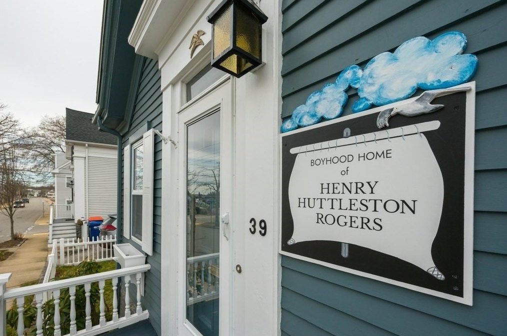 39 Middle St, Fairhaven MA  02719-2941 exterior