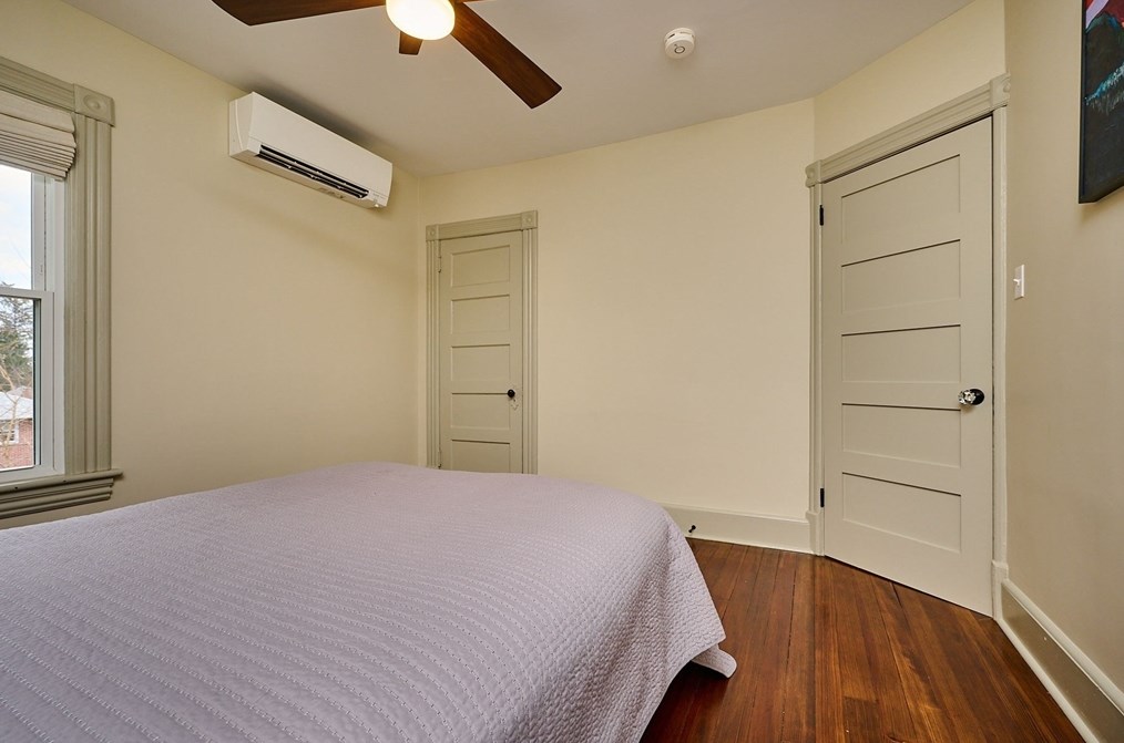 311 Prospect St, Northampton MA  01060-2049 exterior