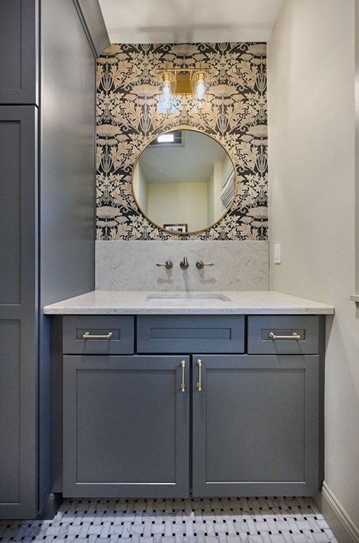 311 Prospect St, Northampton MA  01060-2049 exterior