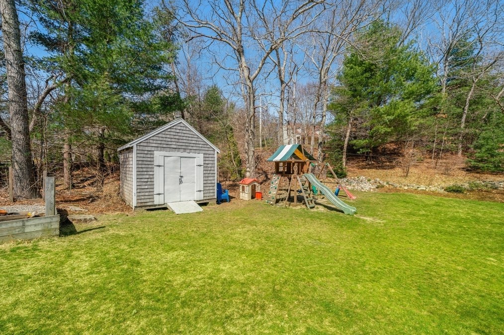 26 Black Cat Rd, Plymouth MA  02360-3506 exterior