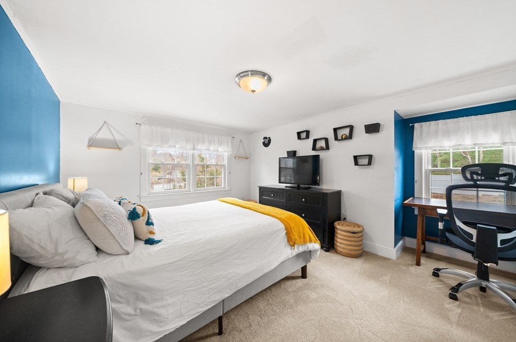 26 Black Cat Rd, Plymouth MA  02360-3506 exterior