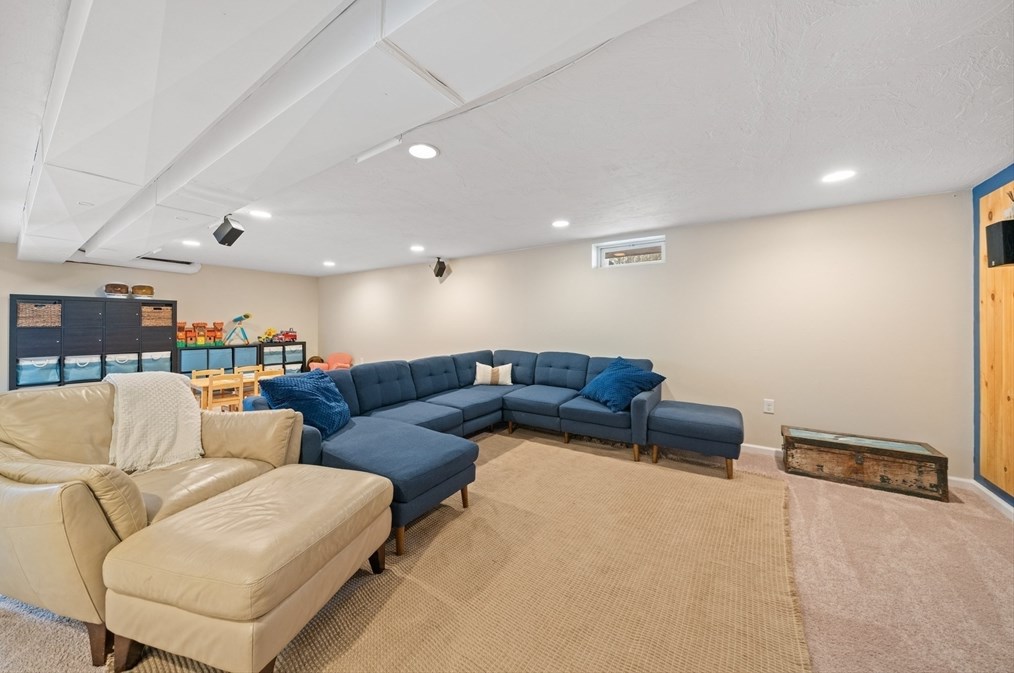 26 Black Cat Rd, Plymouth MA  02360-3506 exterior