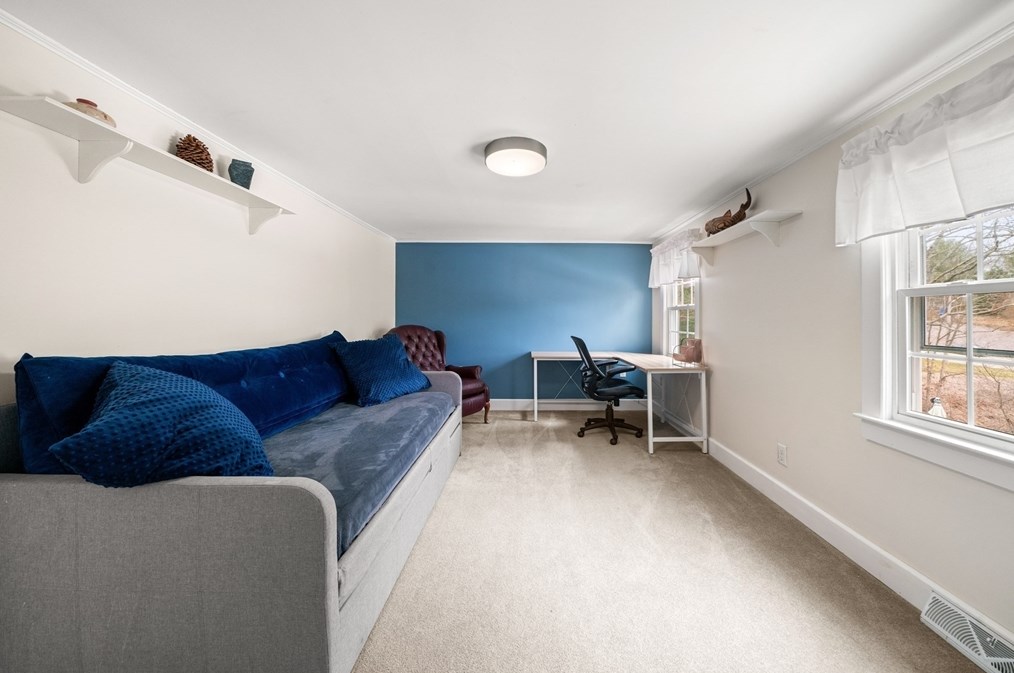 26 Black Cat Rd, Plymouth MA  02360-3506 exterior