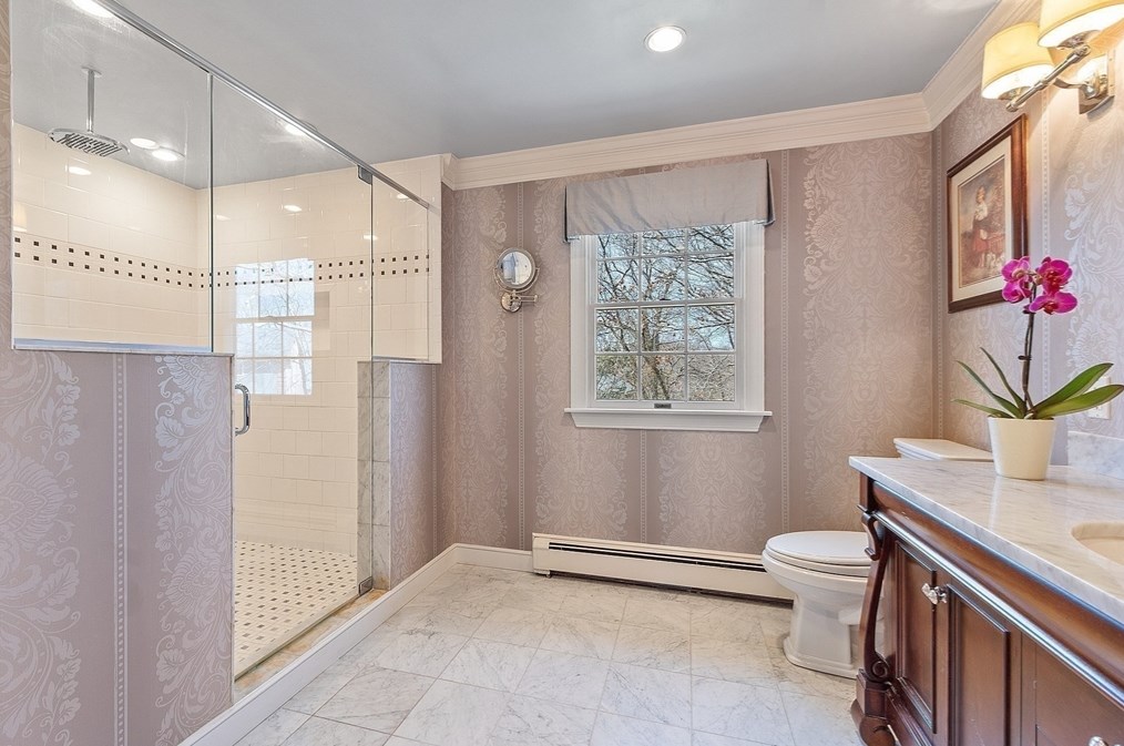 56 Louise Rd, Braintree MA 02184-5902 exterior