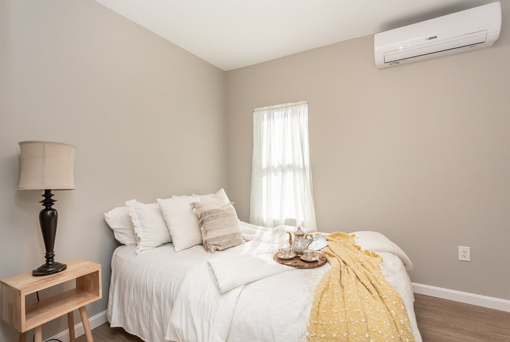 31 Hicks St, New Bedford MA 02740-7317 exterior