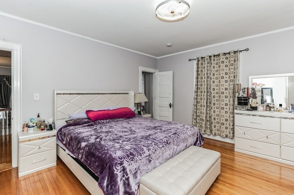 35 Somerset St, Worcester MA  01609-2110 exterior