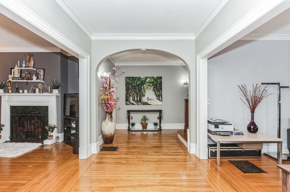 35 Somerset St, Worcester MA  01609-2110 exterior