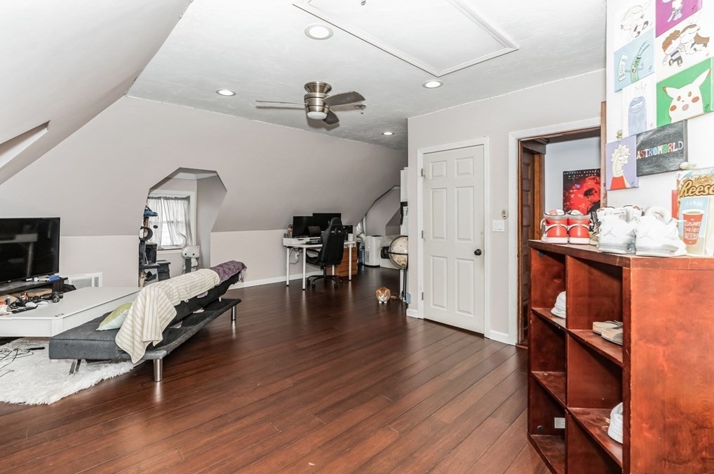 35 Somerset St, Worcester MA  01609-2110 exterior