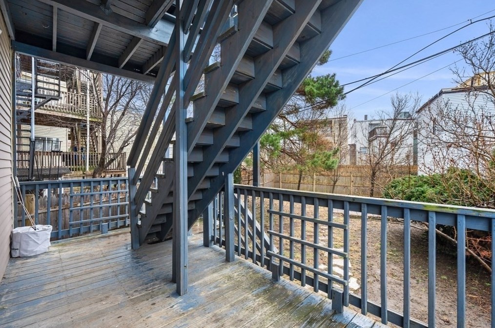 17 White St, Boston MA  exterior