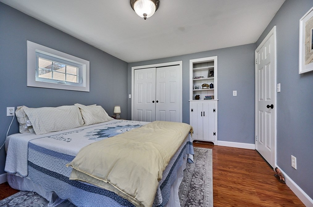 123 Russellville Rd, Southampton MA  01073-9508 exterior