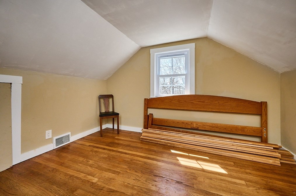 123 Russellville Rd, Southampton MA  01073-9508 exterior